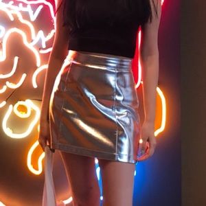 Topshop🔥 Metallic silver skirt